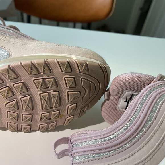 Nike Air Max SIze 7.5 - Picture 5 of 7